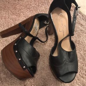 Jessica Simpson Platform heels